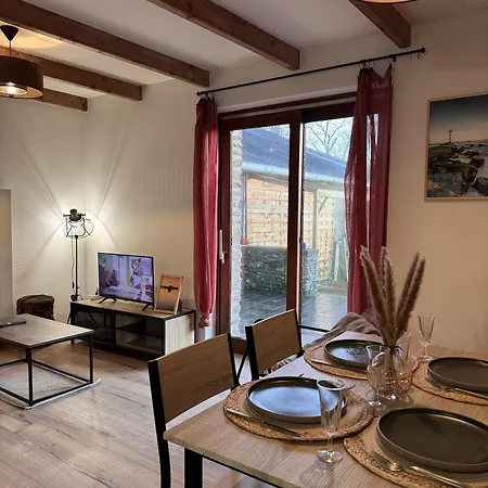 Paisible A La Campagne Pour 5 Personnes Holiday home Spezet